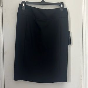 Black short pencil skirt, size 4, nwt